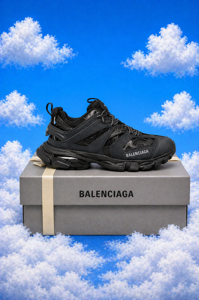 BALENCIAGA