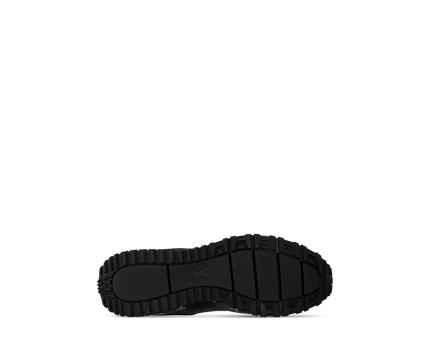 Sneaker Run Away - #13