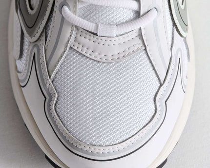 Dior B30 White