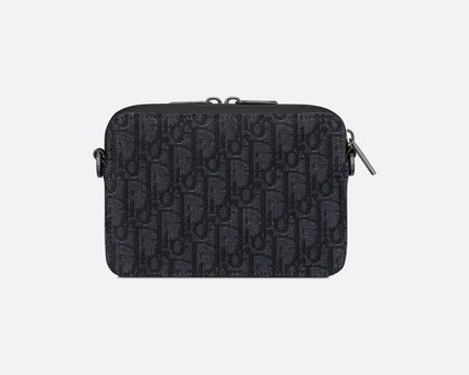 Pochette zippée à bandoulière
Toile jacquard Dior Oblique noir - #1