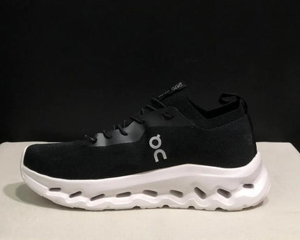 On Cloud × Loewe — Cloudtilt Noir et Blanc 2.0