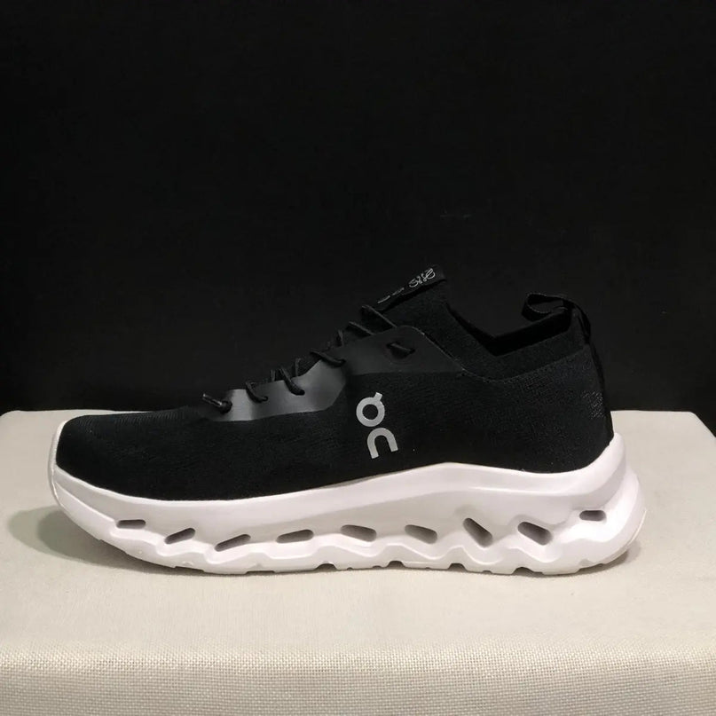 On Cloud × Loewe — Cloudtilt Noir et Blanc 2.0