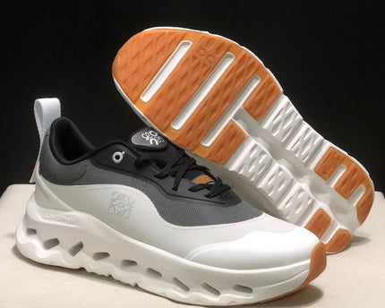 On Cloud × Loewe — Cloudtilt Gris Blanc