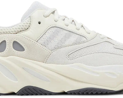Yeezy Boost 700 Analog