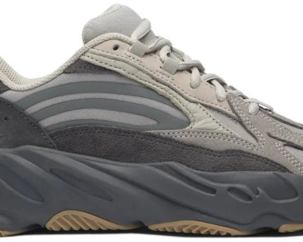 Yeezy  Boost 700 V2 Wave Runner Tephra