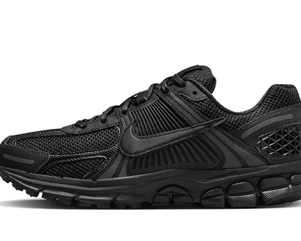 Nike Vomero 5 Triple Black