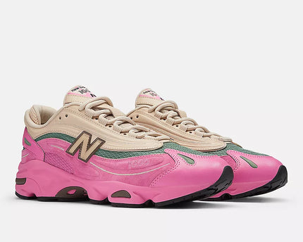 New Balance 1000 PINK