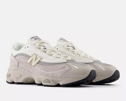 New Balance 1000 MOONROCK