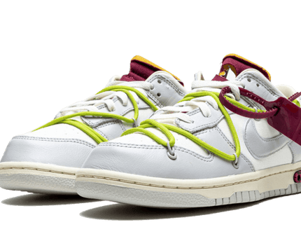 Nike® x Off-White® Dunk Low lot 8