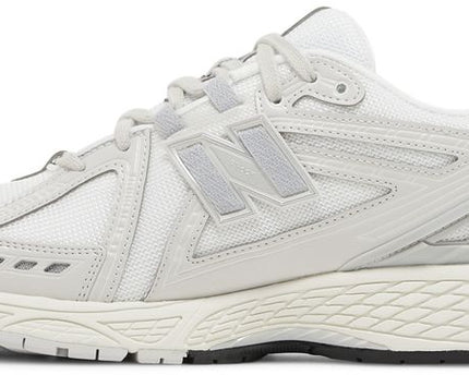 New Balance 1906R 'Silver Metallic Cream'