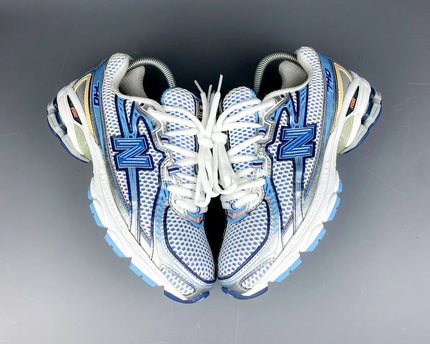 New Balance 740 BLUE