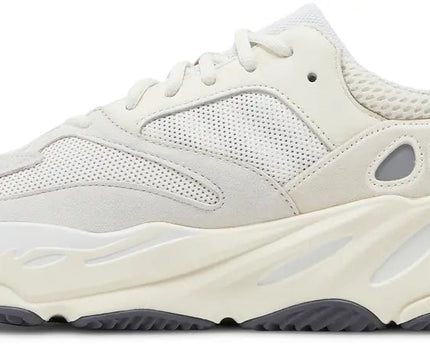 Yeezy Boost 700 Analog