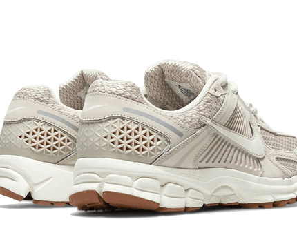 Nike Zoom Vomero 5 Light Orewood Brown