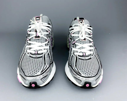 New Balance 740 PINK