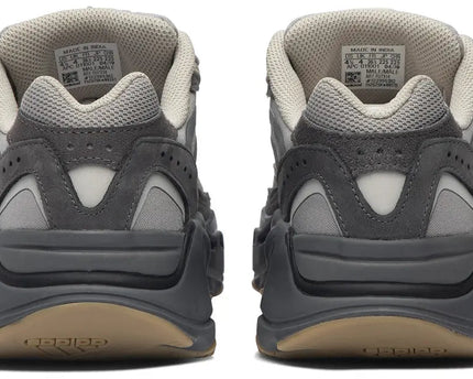 Yeezy  Boost 700 V2 Wave Runner Tephra