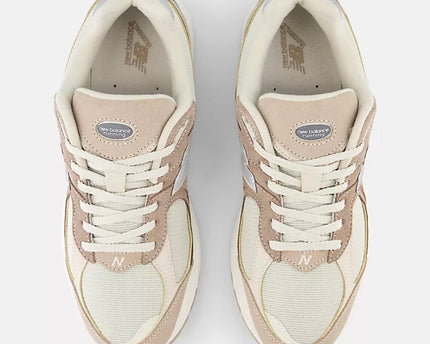 New Balance 2002R Cream