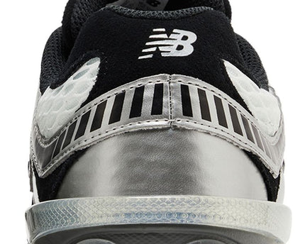 New Balance 9060 Metallic