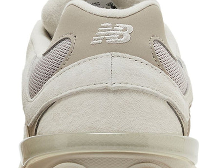 New Balance 9060 Grey Moonbeam